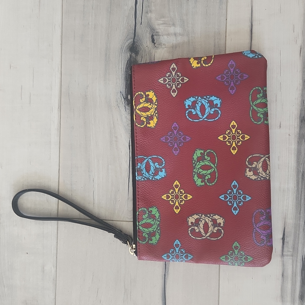 Printed wristlet